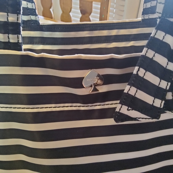 Kate Spade Black and White Stripe Barbara Duffle GUC - Picture 2 of 15
